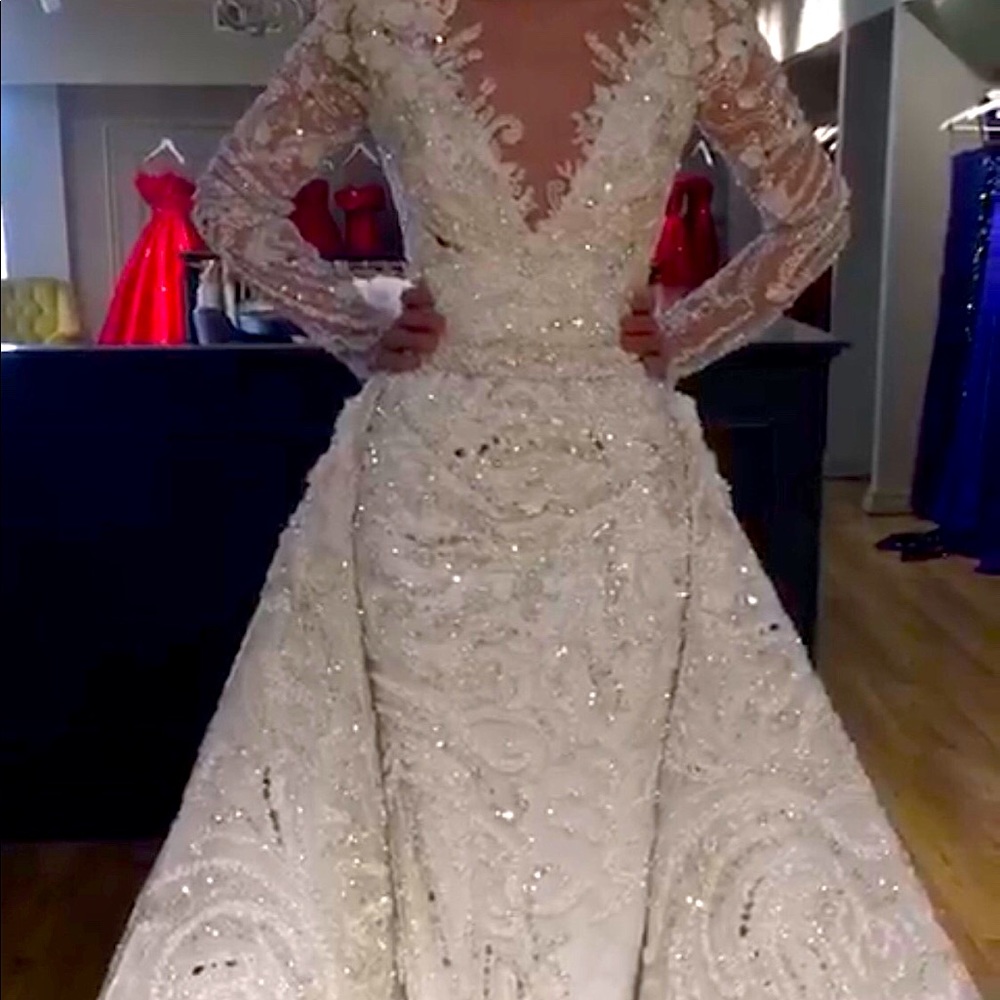 Valdrin Sahiti Couture Wedding Dress NWT